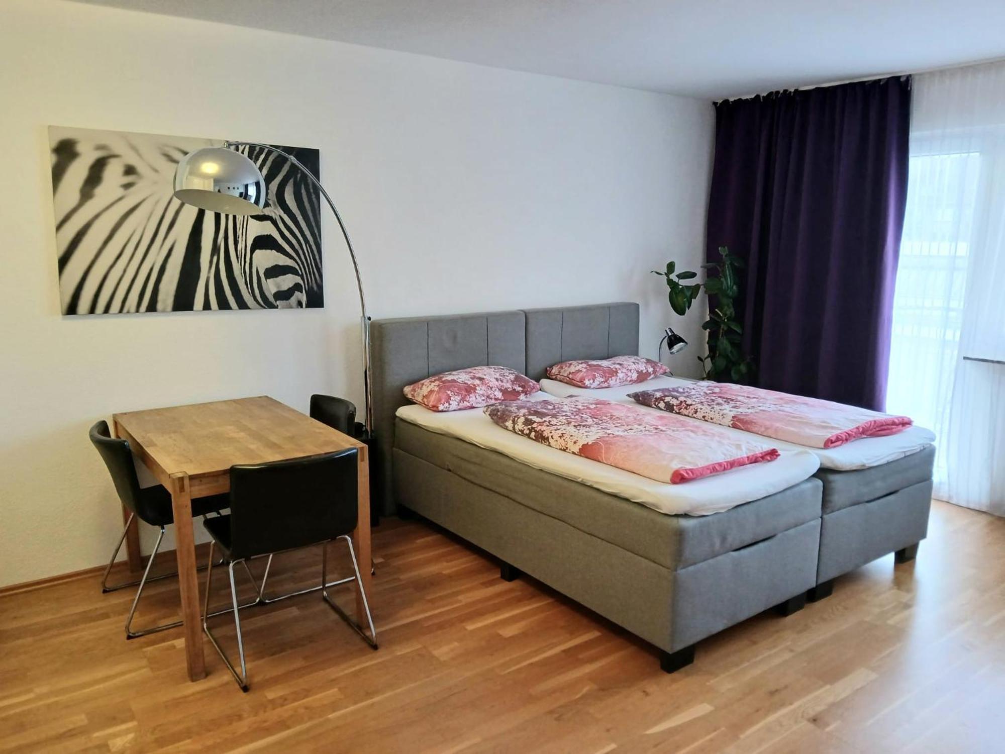 Apartments Jahnstrasse Dusseldorf Bagian luar foto
